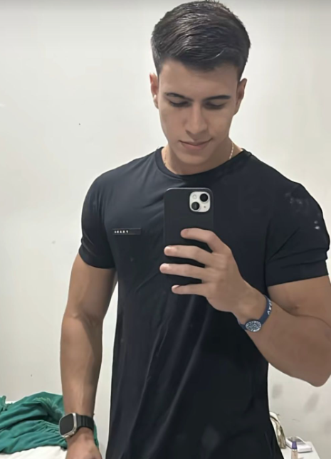 <em>Mateo R.</em>
